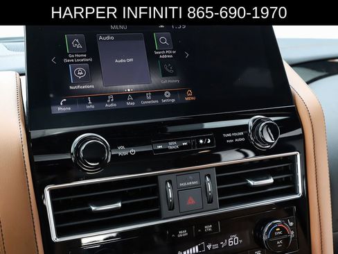 Used 2024 INFINITI QX80 Sensory w/ All-Season Package AWD/4WD image 26