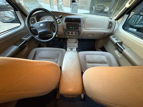 Used 2005 Ford Explorer Sport Trac XLS image 22