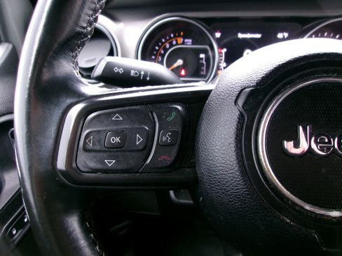Used 2022 Jeep Wrangler Unlimited Sport AWD/4WD image 10