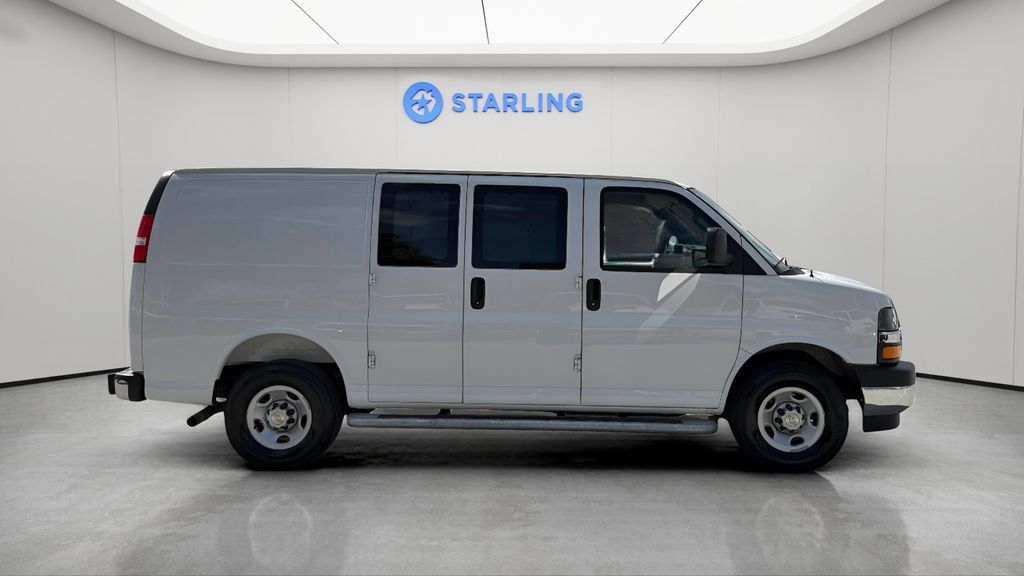 Used 2025 Chevrolet Express 2500 w/ Driver Convenience Package RWD image 21