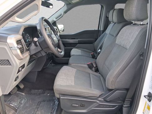 Used 2023 Ford F150 XLT image 9