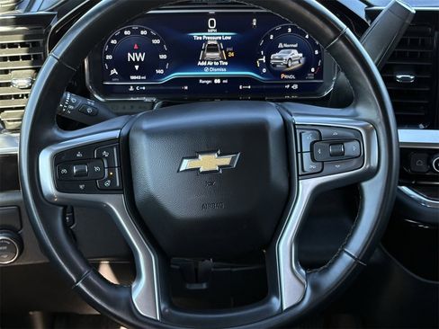 Used 2024 Chevrolet Silverado 1500 LT image 12