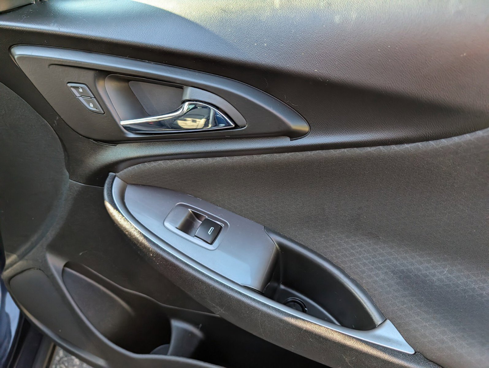 Used 2018 Chevrolet Malibu LS FWD image 21
