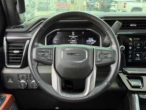 Used 2024 GMC Sierra 3500 Denali Ultimate AWD/4WD image 22