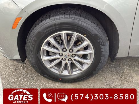 Used 2023 Buick Enclave Essence FWD image 33