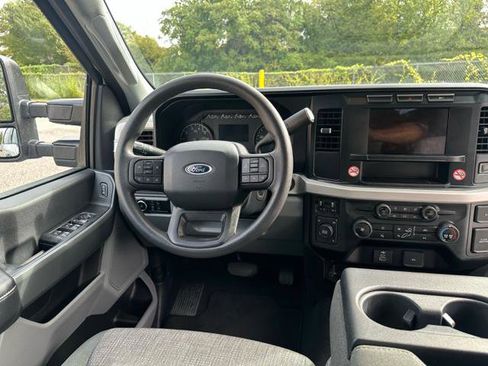 Used 2024 Ford F250 XLT image 14