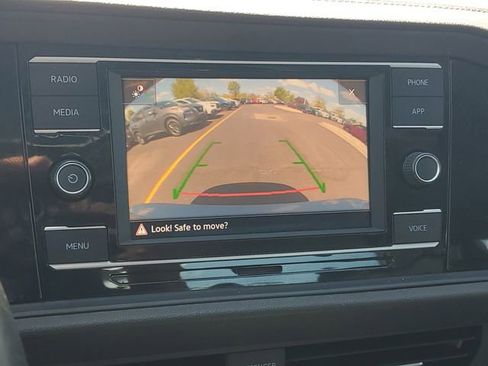 Used 2022 Volkswagen Jetta SE FWD image 24