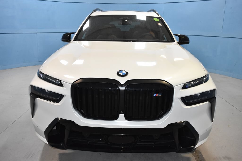 Used 2025 BMW X7 M60i AWD/4WD image 27