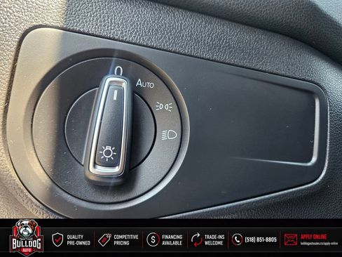 Used 2022 Volkswagen Tiguan SE R-Line AWD/4WD image 7