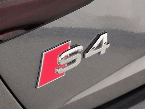 Used 2021 Audi S4 Premium Plus w/ Premium Plus Package image 13