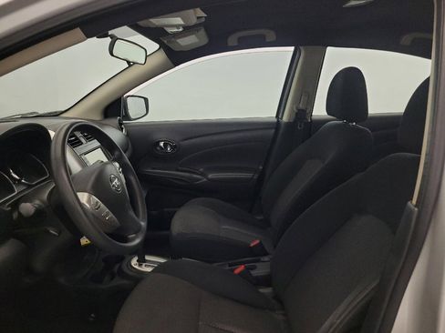 Used 2019 Nissan Versa SV FWD image 17