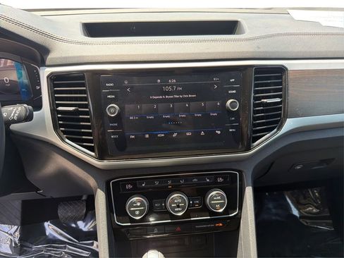 Used 2023 Volkswagen Atlas SE FWD image 14