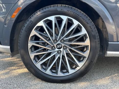 Used 2026 Hyundai Palisade Calligraphy AWD/4WD image 13