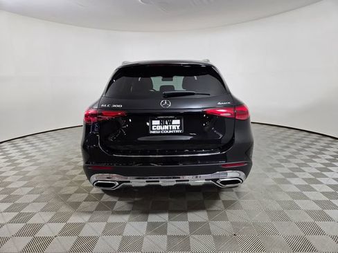 Used 2026 Mercedes-Benz GLC 300 4MATIC image 4