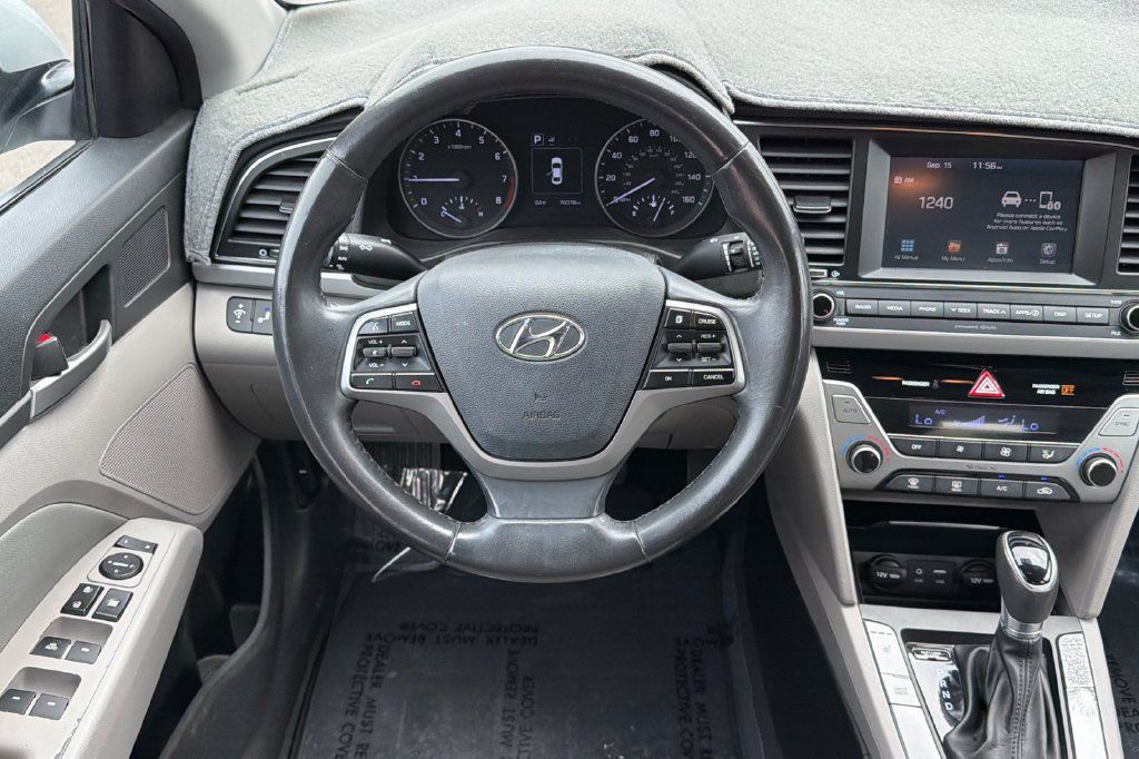 Used 2018 Hyundai Elantra Value Edition FWD image 11