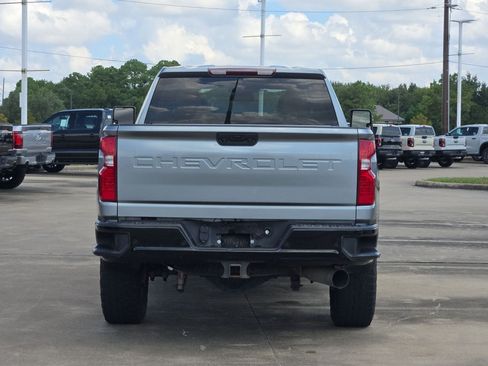 Used 2024 Chevrolet Silverado 2500 Custom w/ Custom Value Package AWD/4WD image 6