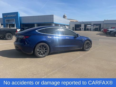 Used 2018 Tesla Model 3 Long Range image 2