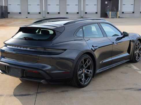 Used 2023 Porsche Taycan 4S image 13