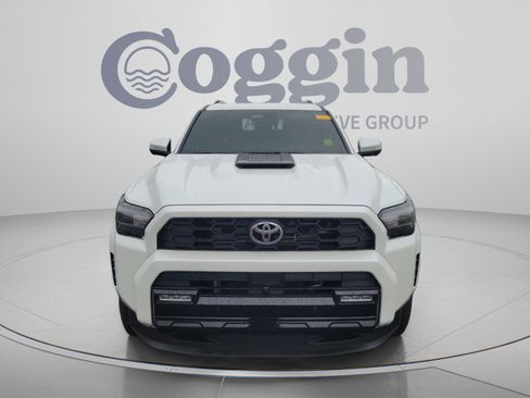 Used 2025 Toyota 4Runner TRD Sport Premium RWD image 7