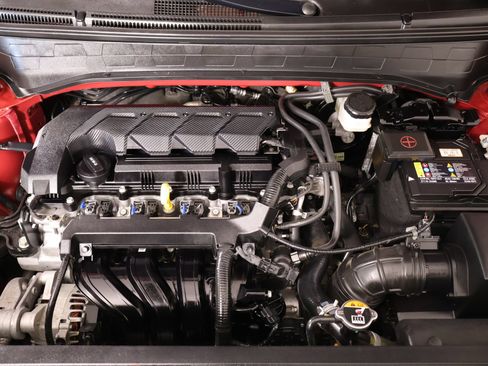 Used 2025 Hyundai Venue SEL FWD image 19