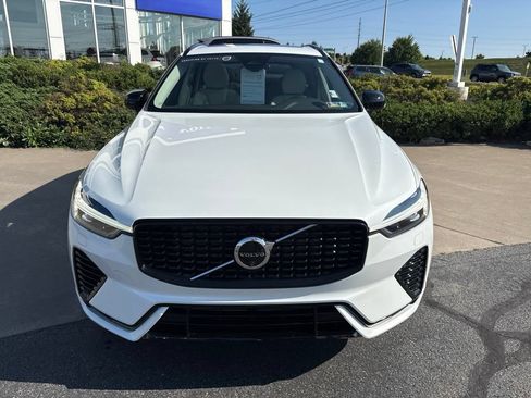 Certified 2025 Volvo XC60 T8 Plus w/ Protection Package Premier AWD/4WD image 4