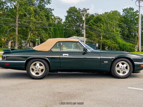 Used 1994 Jaguar XJS V12 Convertible image 19