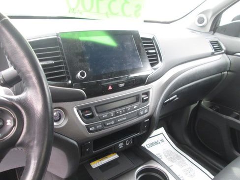 Used 2023 Honda Ridgeline RTL-E image 13