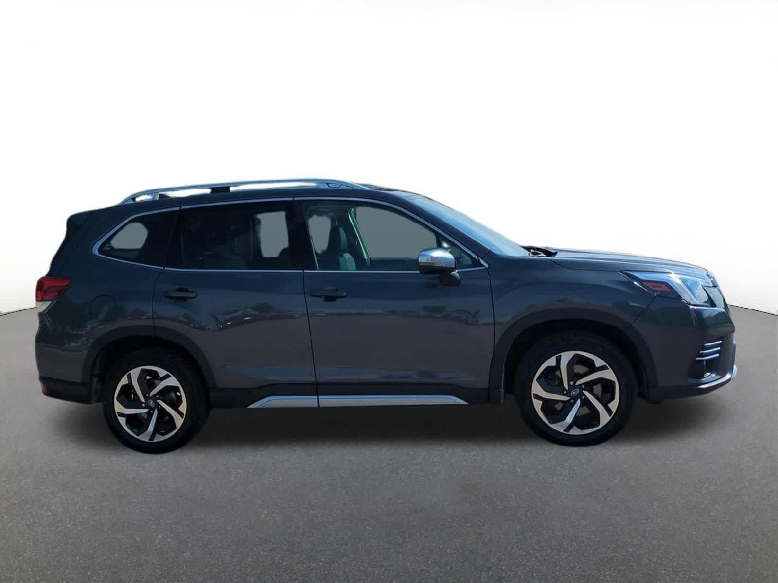 Used 2023 Subaru Forester Touring w/ Popular Package #2 AWD/4WD image 7