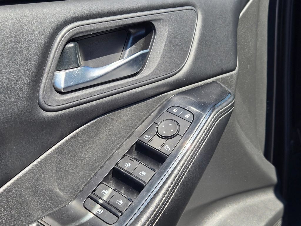 Used 2025 Nissan Rogue SV FWD image 20
