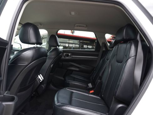 Used 2022 Kia Sorento EX AWD/4WD image 25
