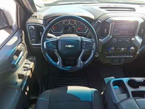 Certified 2021 Chevrolet Silverado 1500 LT image 11