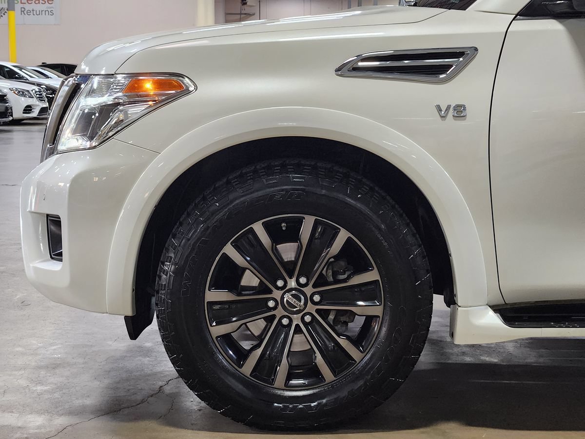 Used 2020 Nissan Armada Platinum w/ Captain's Chairs Package RWD image 5
