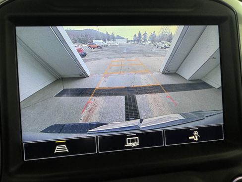 Used 2022 Chevrolet Silverado 1500 LT image 89