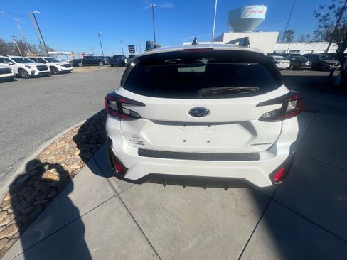 Certified 2025 Subaru Crosstrek 2.0i Premium image 3