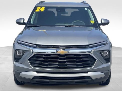 Used 2024 Chevrolet TrailBlazer LT FWD image 9