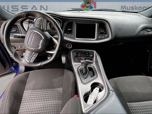 Used 2021 Dodge Challenger R/T Scat Pack RWD image 7