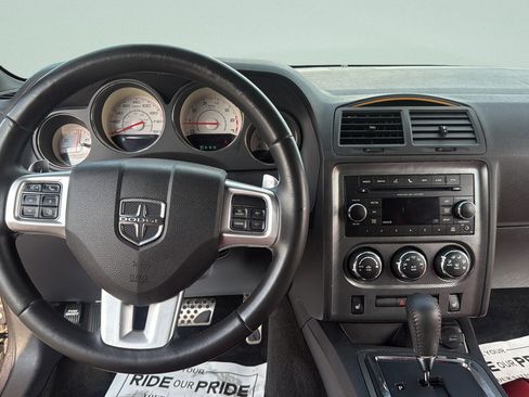 Used 2013 Dodge Challenger R/T RWD image 10