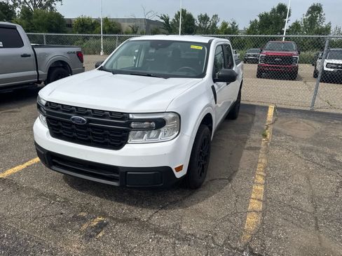 Used 2024 Ford Maverick XL FWD image 3