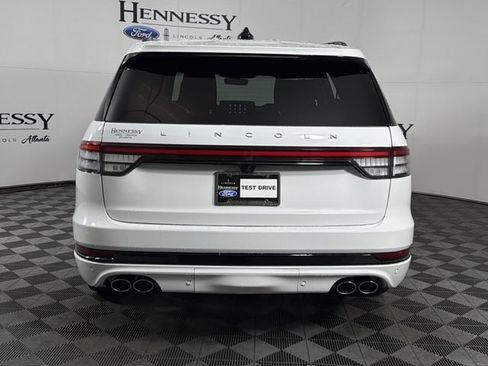 Certified 2025 Lincoln Aviator Reserve w/ Luxury Package RWD image 27