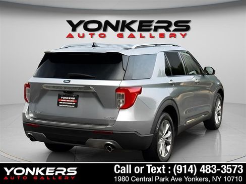 Used 2023 Ford Explorer Limited image 8