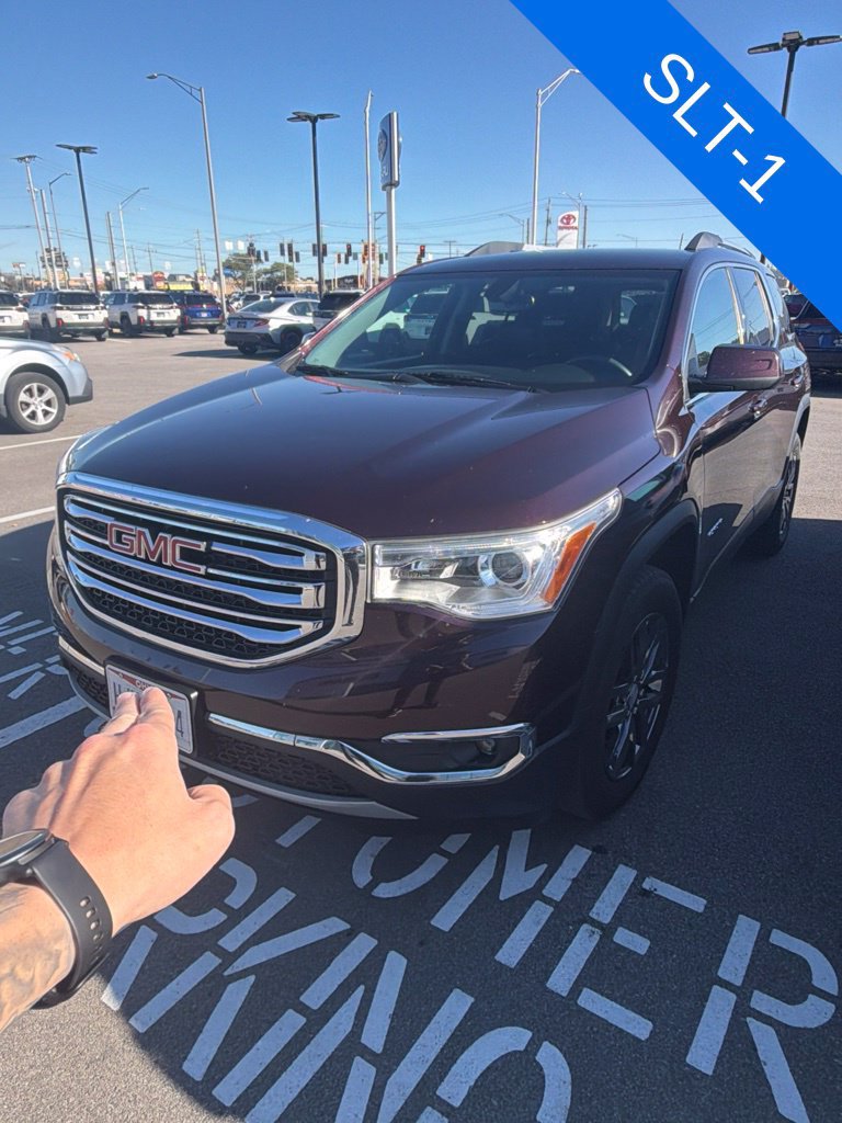 Used 2017 GMC Acadia SLT AWD/4WD image 2