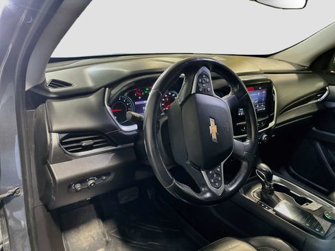 Used 2021 Chevrolet Traverse LT AWD/4WD image 9