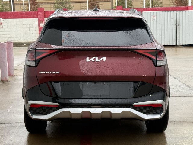Used 2025 Kia Sportage SX FWD image 4
