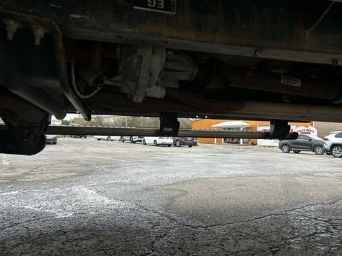 Used 2011 Ford F250 King Ranch w/ King Ranch w/Chrome Pkg image 11