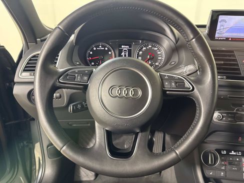 Used 2016 Audi Q3 2.0T Premium Plus FWD image 27