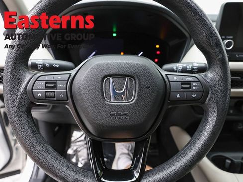 Used 2024 Honda HR-V LX image 10
