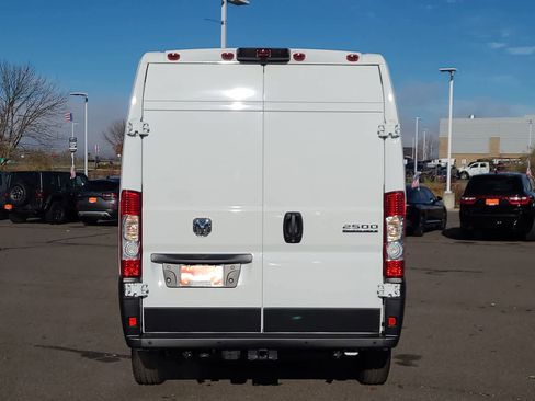 New 2026 RAM ProMaster 2500 w/ Premium Convenience Group image 13