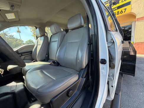 Used 2020 Ford F350 XL w/ Power Equipment Group image 14