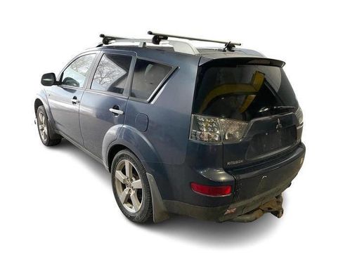 Used 2007 Mitsubishi Outlander XLS image 3