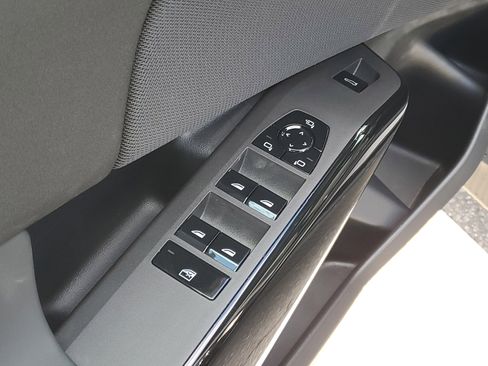 New 2026 BMW X3 xDrive30 w/ Premium Package image 6